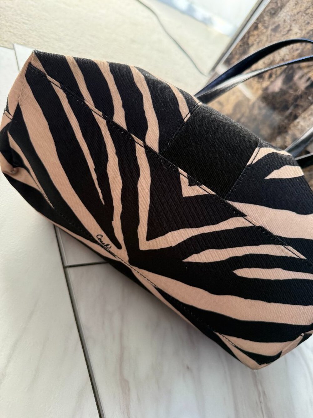 Coach Signature Zebra Shoulder Tote Bag - Picture 8 of 9
